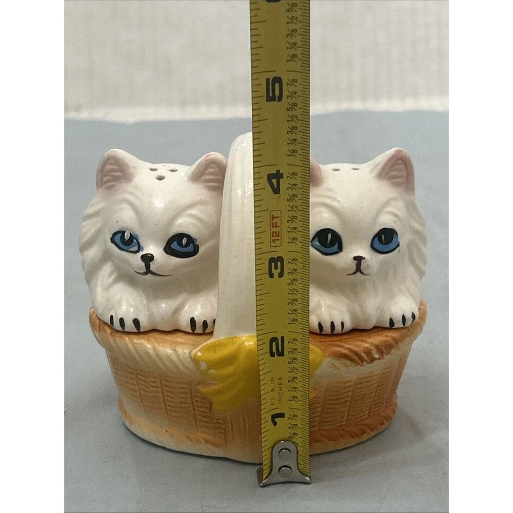 Vintage Ceramic White Cats in Basket Salt Pepper Shaker Set Japan